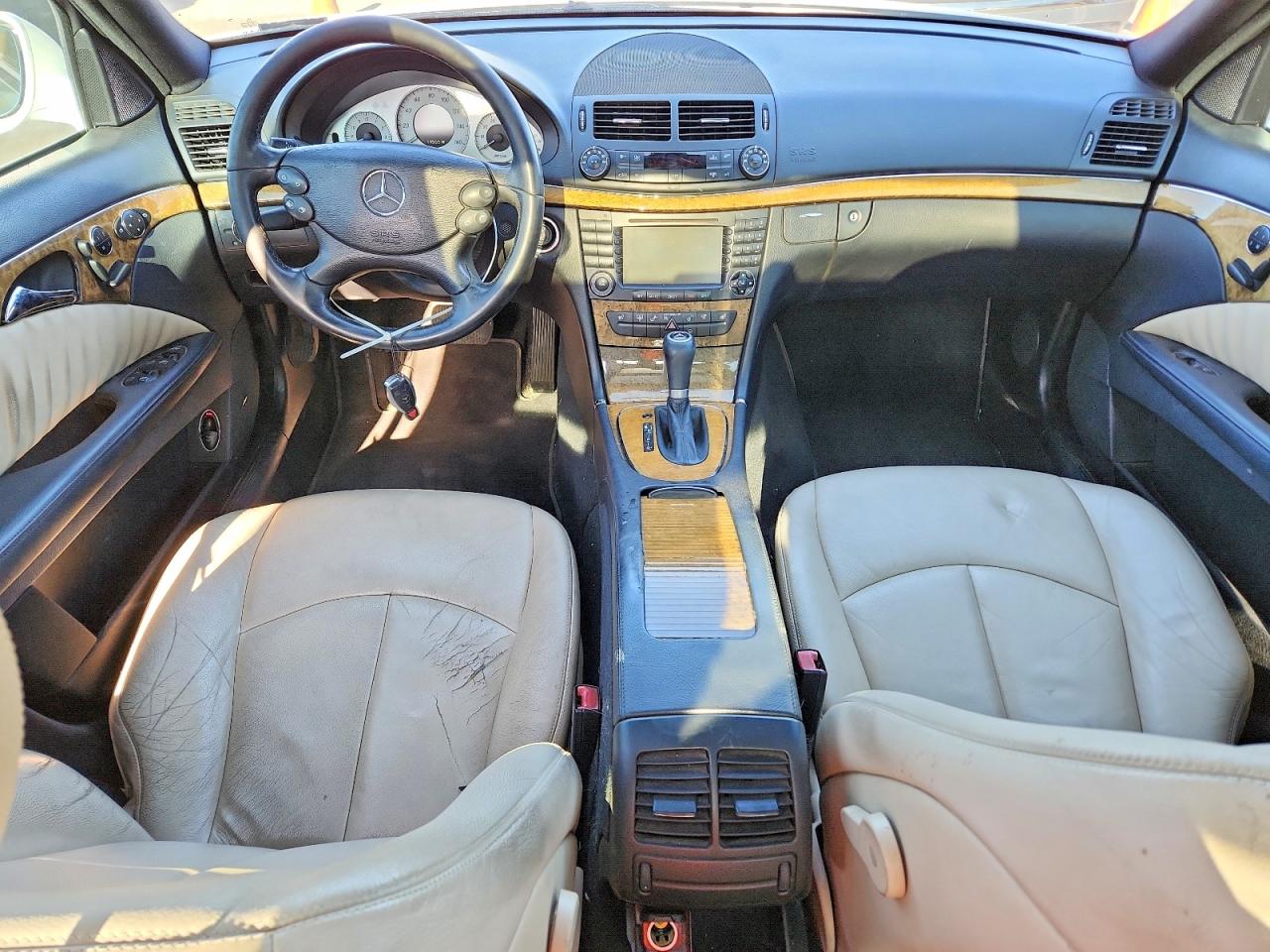 2008 MERCEDES-BENZ E-class VIN WDBUF87X18B259970 photo 8