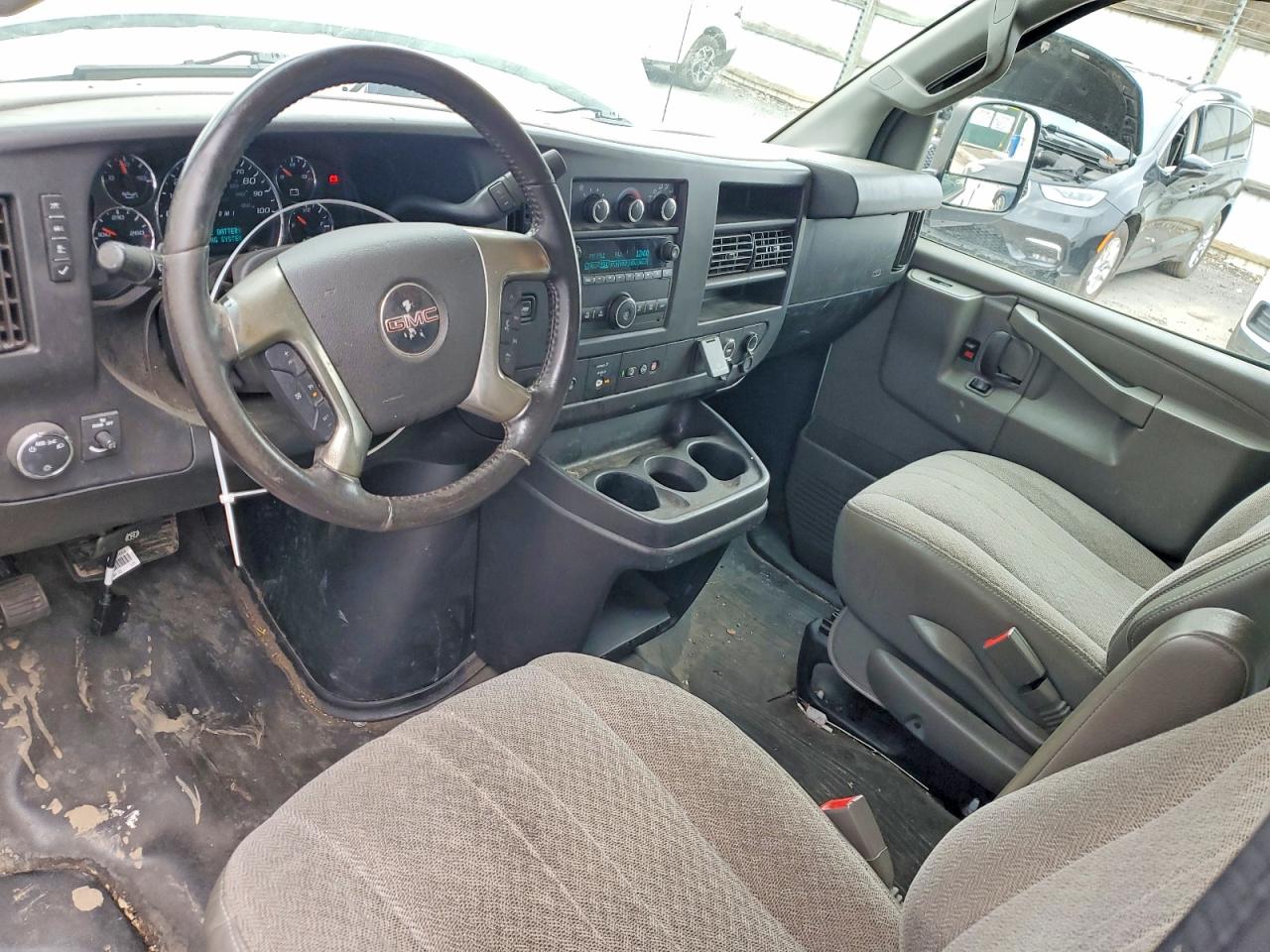 2019 GMC Savana g2 VIN 1GTW7AFG3K1236882 photo 8