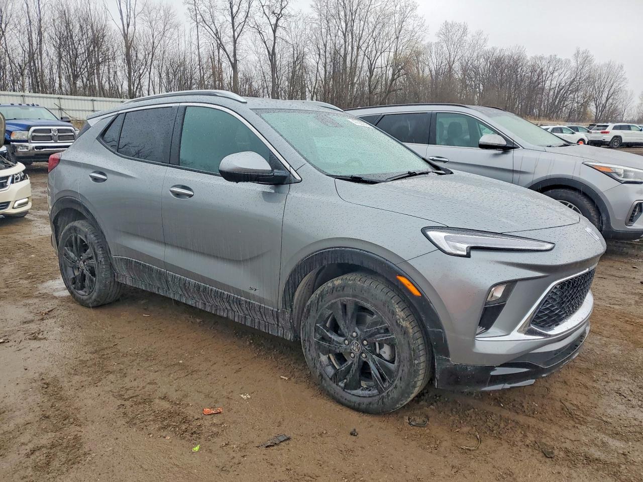 2025 Buick Encore VIN KL4AMESL7SB155868 photo 4