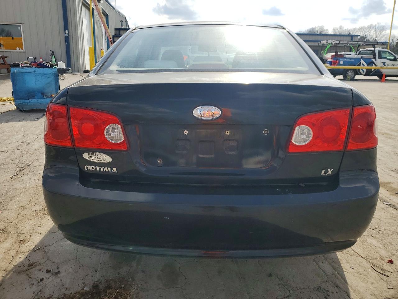 2008 Kia Optima VIN KNAGE123485221447 photo 6