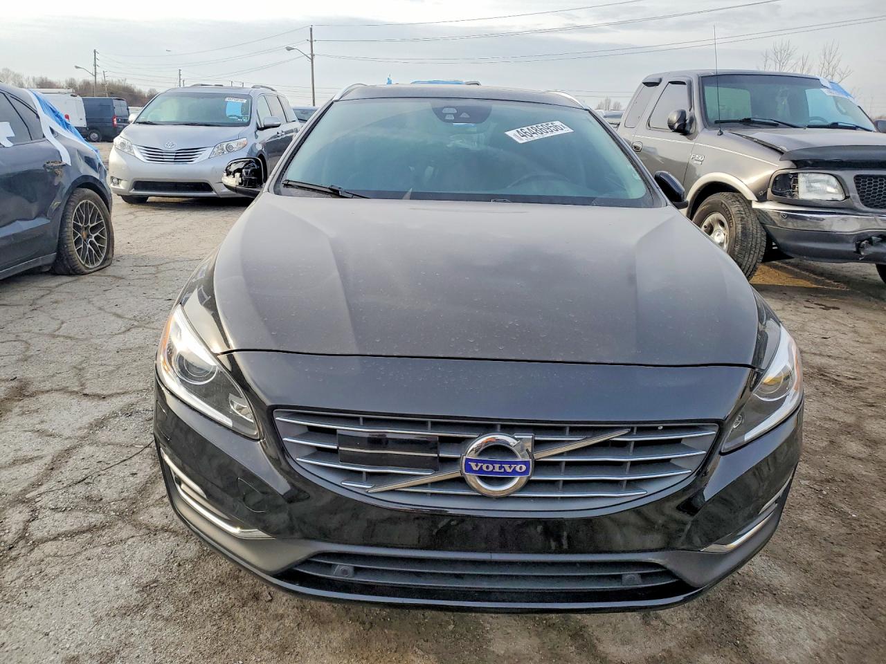 2016 Volvo V60 VIN YV1612SM1G1325337 photo 5