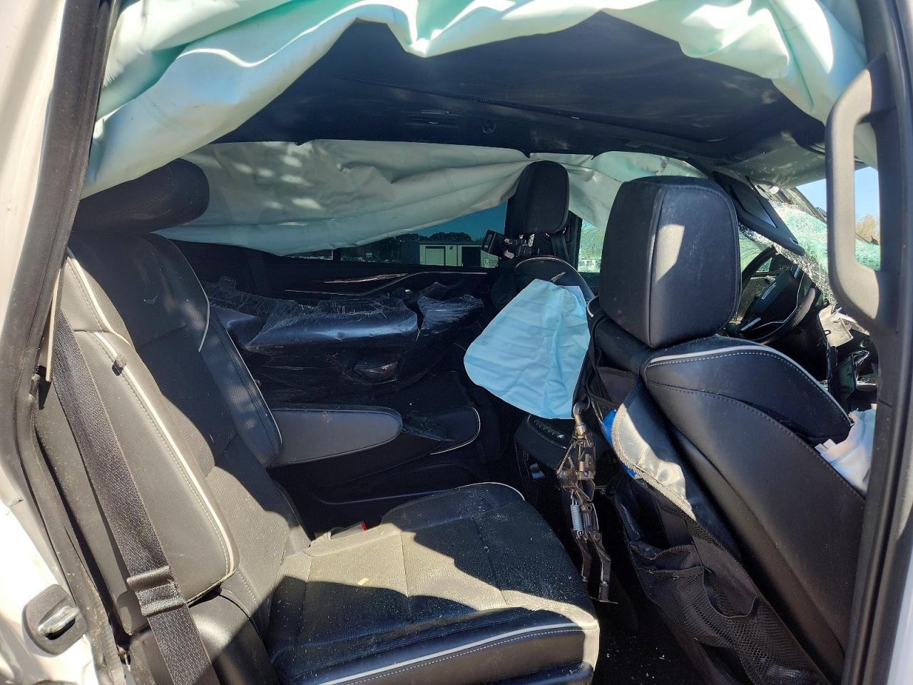 2022 Cadillac Escalade VIN 1GYS3BKL4NR299525 photo 11