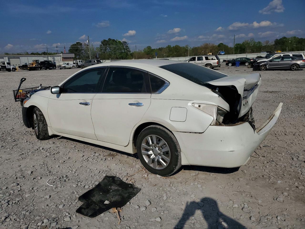 2015 NISS Altima VIN 1N4AL3AP3FN375021 photo 2
