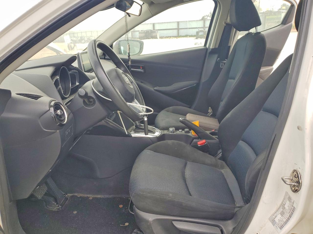 2016 Scion Ia VIN 3MYDLBZV8GY125011 photo 7