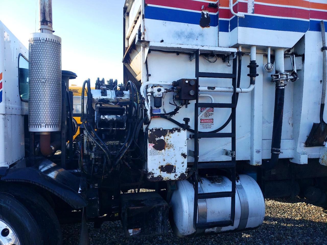 2007 PETERBILT All other VIN 3BPZLD9X67F717682 photo 9