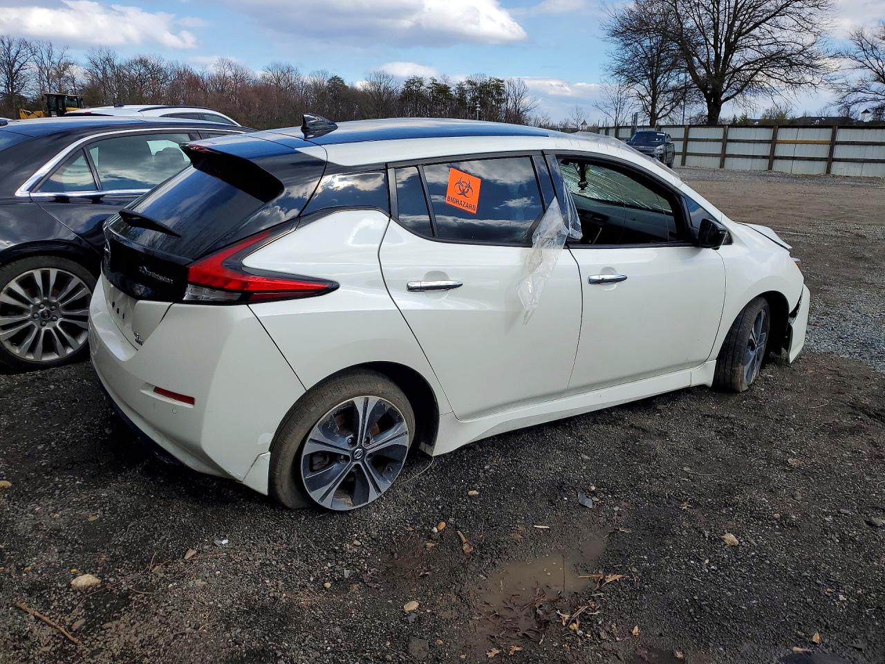 2021 Nissan Leaf VIN 1N4BZ1DV7MC552549 photo 3