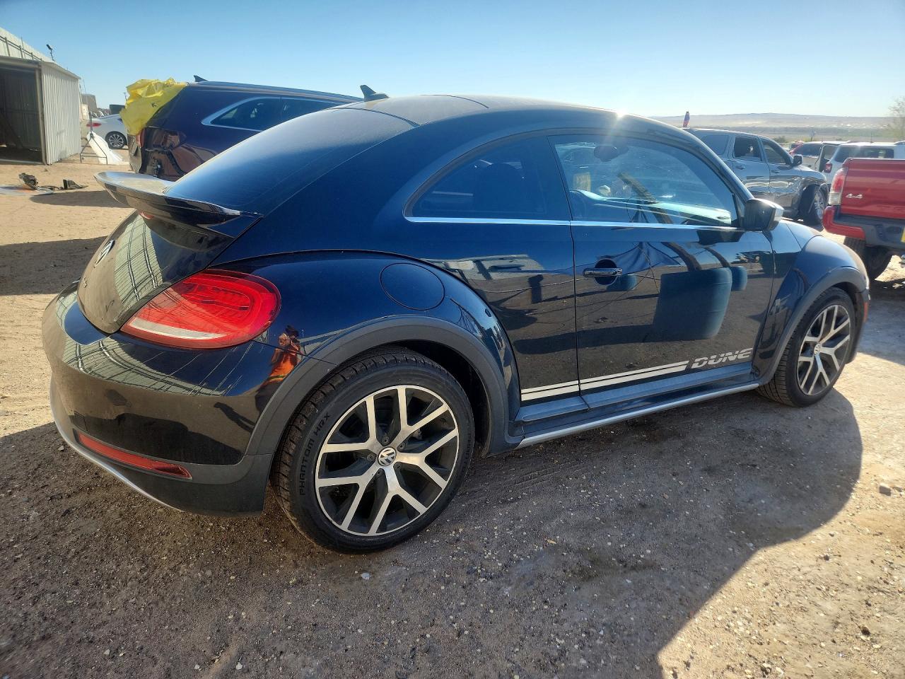 2016 Volkswagen Beetle VIN 3VWS07AT7GM622948 photo 3