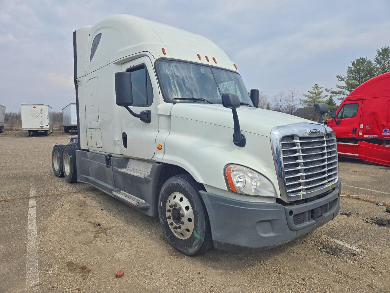 2018 FREIGLINER All other VIN 1FUJGLDR1JLHF2680 photo 1