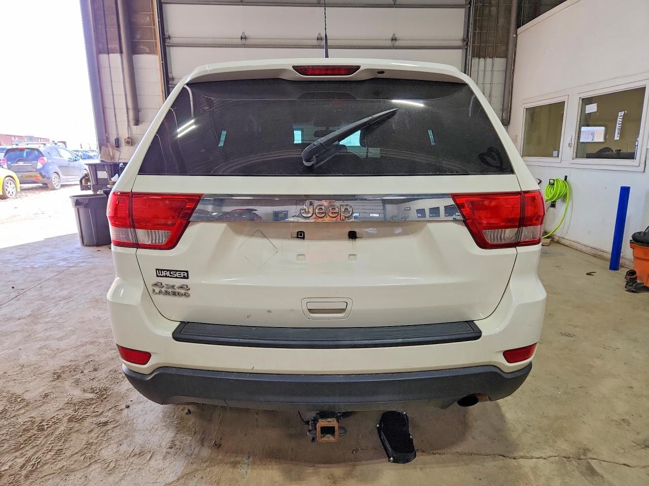 2011 Jeep Grand cher VIN 1J4RR4GG2BC656428 photo 6