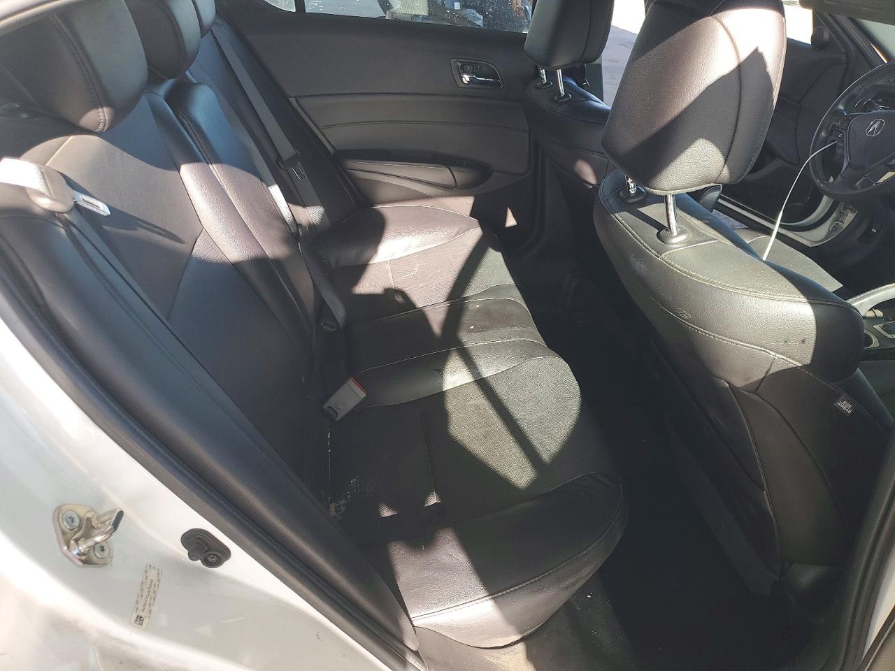 2018 Acura Ilx VIN 19UDE2F73JA002549 photo 10