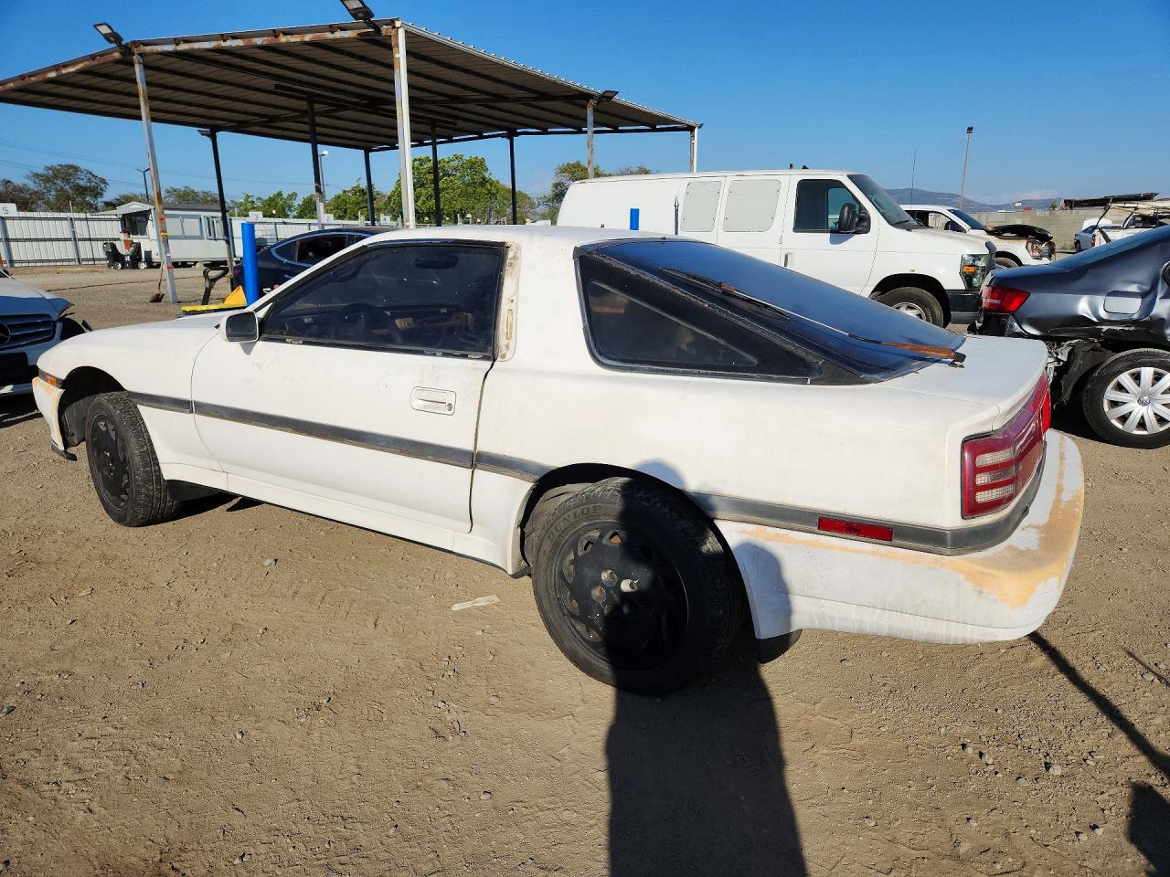 1989 Toyota Supra base VIN JT2MA70L7K0118446 photo 2