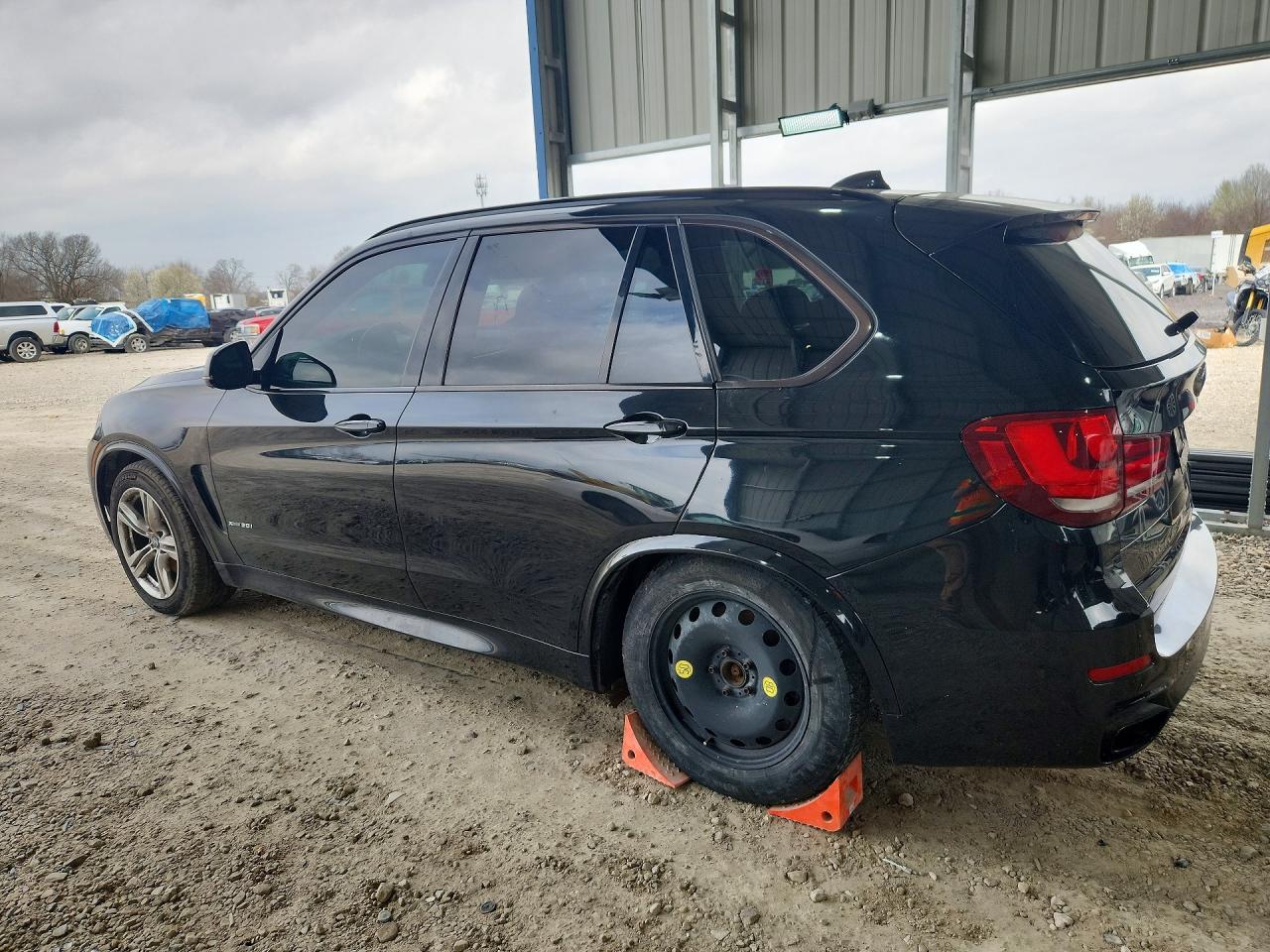 2014 BMW X5 VIN 5UXKR6C50E0J71698 photo 2