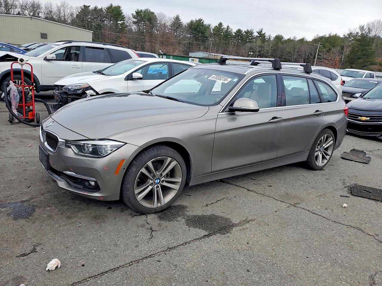 2016 BMW 3 series VIN WBA8G5C50GK443120 photo 1