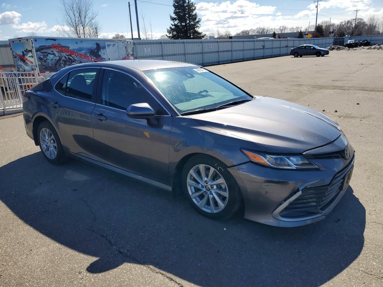 2023 Toyota Camry le VIN 4T1C11AK1PU783957 photo 4
