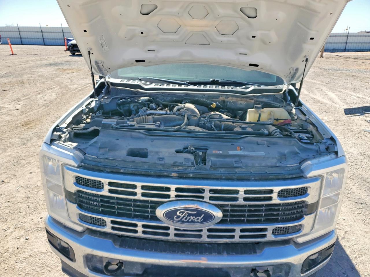 2024 Ford F250 VIN 1FT7W2BT6REC30478 photo 11