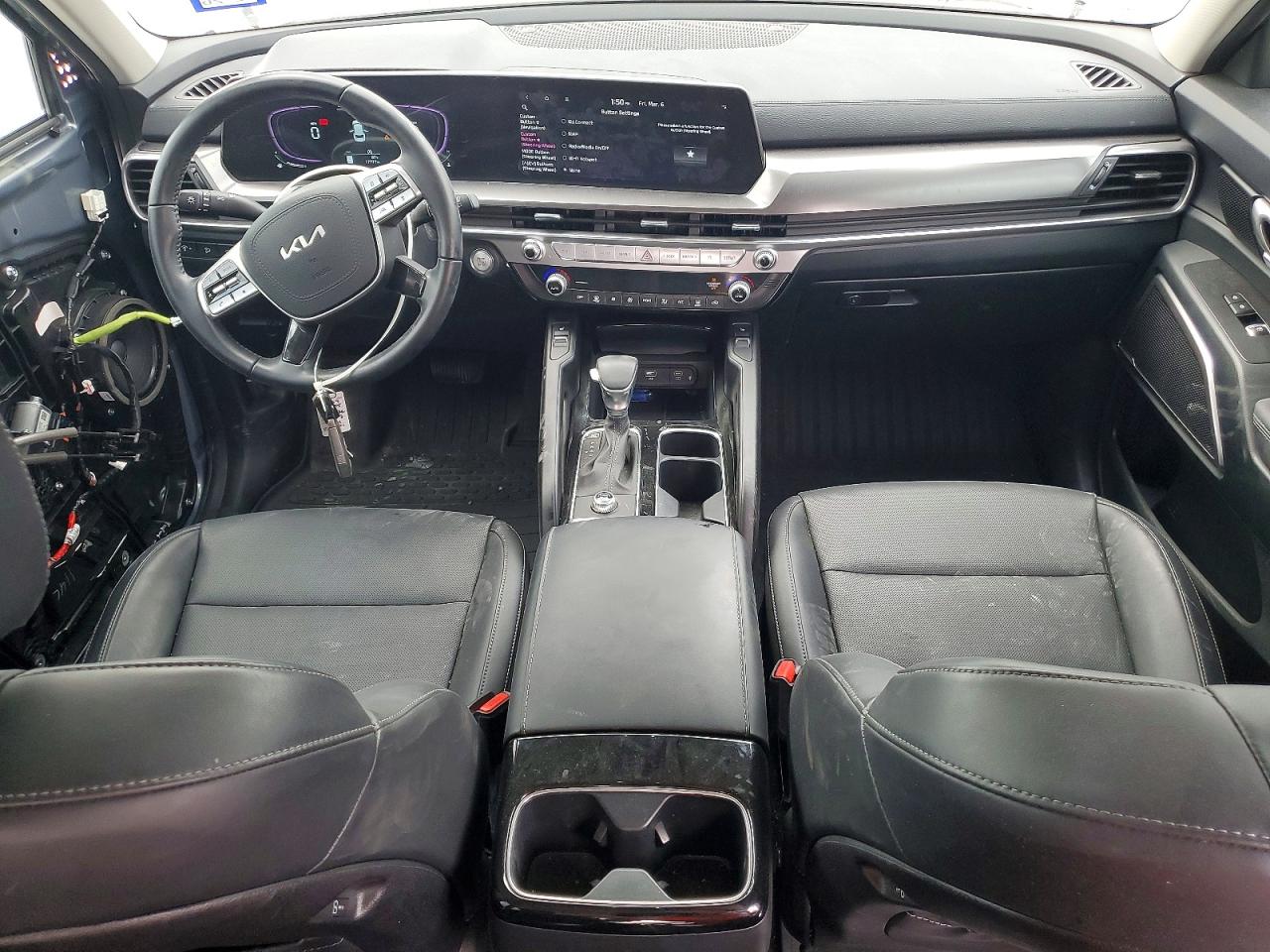 2025 Kia Telluride VIN 5XYP64GC5SG597034 photo 8