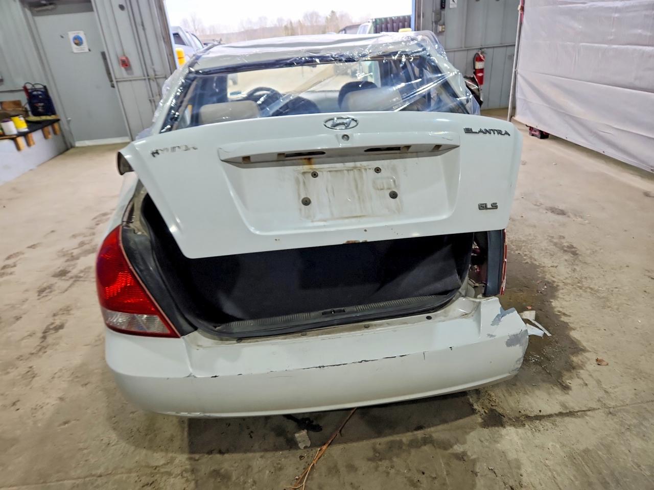 2003 Hyundai Elantra VIN KMHDN45D13U514969 photo 6
