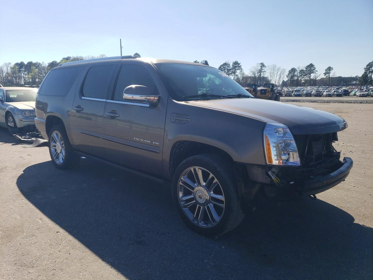 2014 Cadillac Escalade VIN 1GYS3JEF4ER176890 photo 4