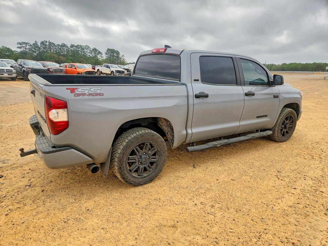 2021 TOYOTA Tundra VIN 5TFEY5F17MX282873 photo 3