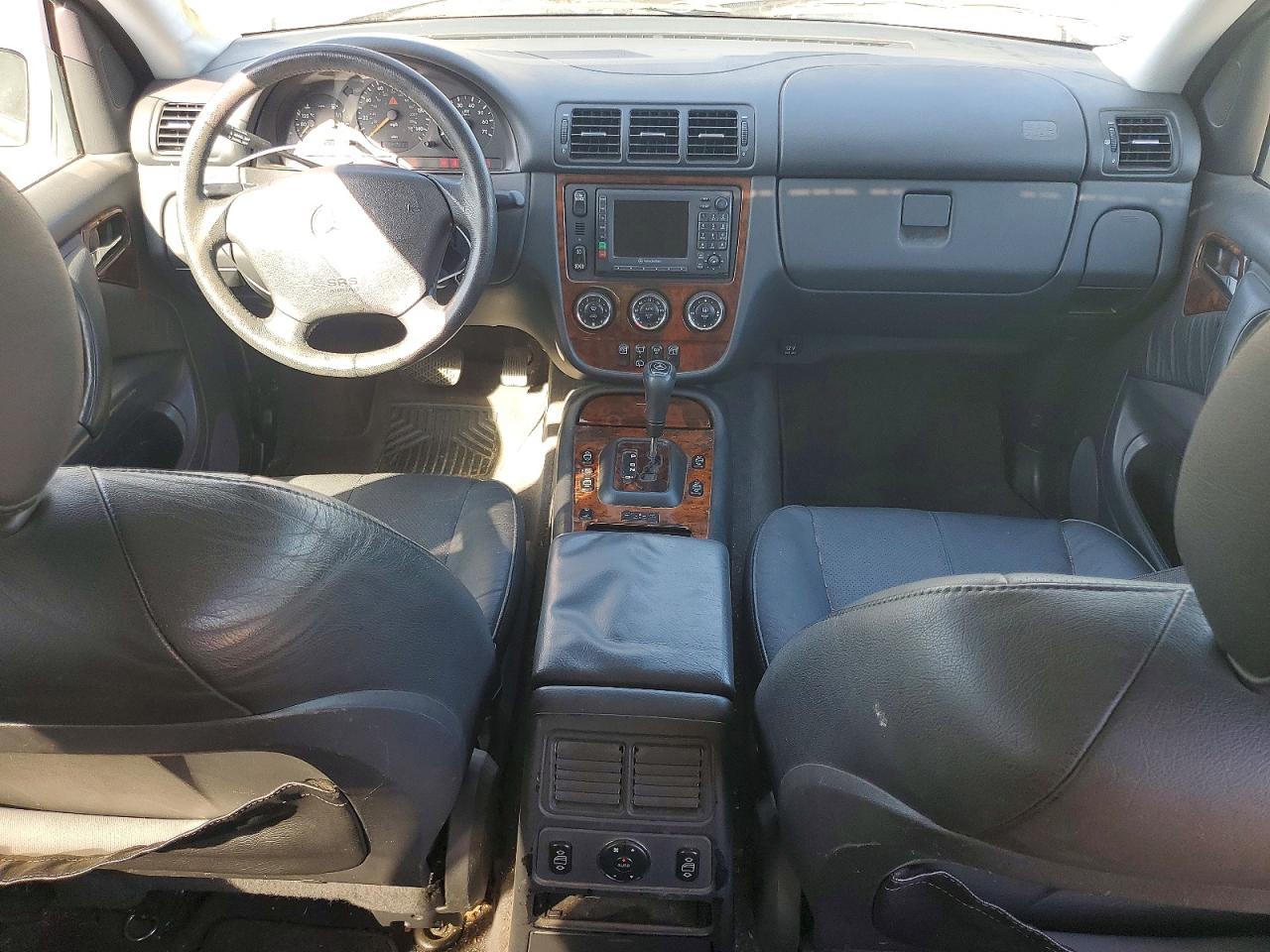 2002 Mercedes M-class VIN 4JGAB54E72A347691 photo 8