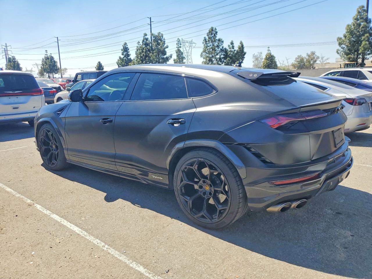 2023 Lamborghini All other VIN ZPBUC3ZL7PLA25504 photo 2
