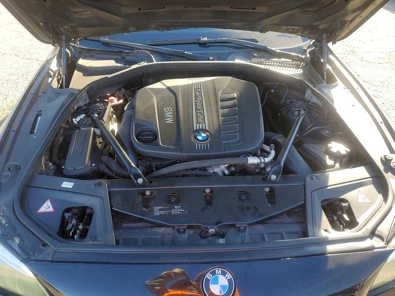 2014 BMW 5 series VIN WBAXA5C54ED689389 photo 11