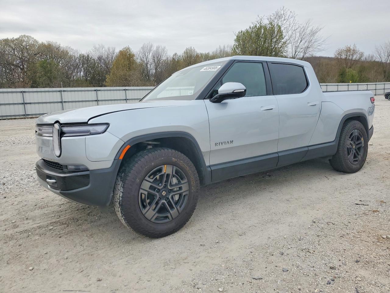 2025 Rivian Rit VIN 7FCTGBAA3SN037989 photo 1