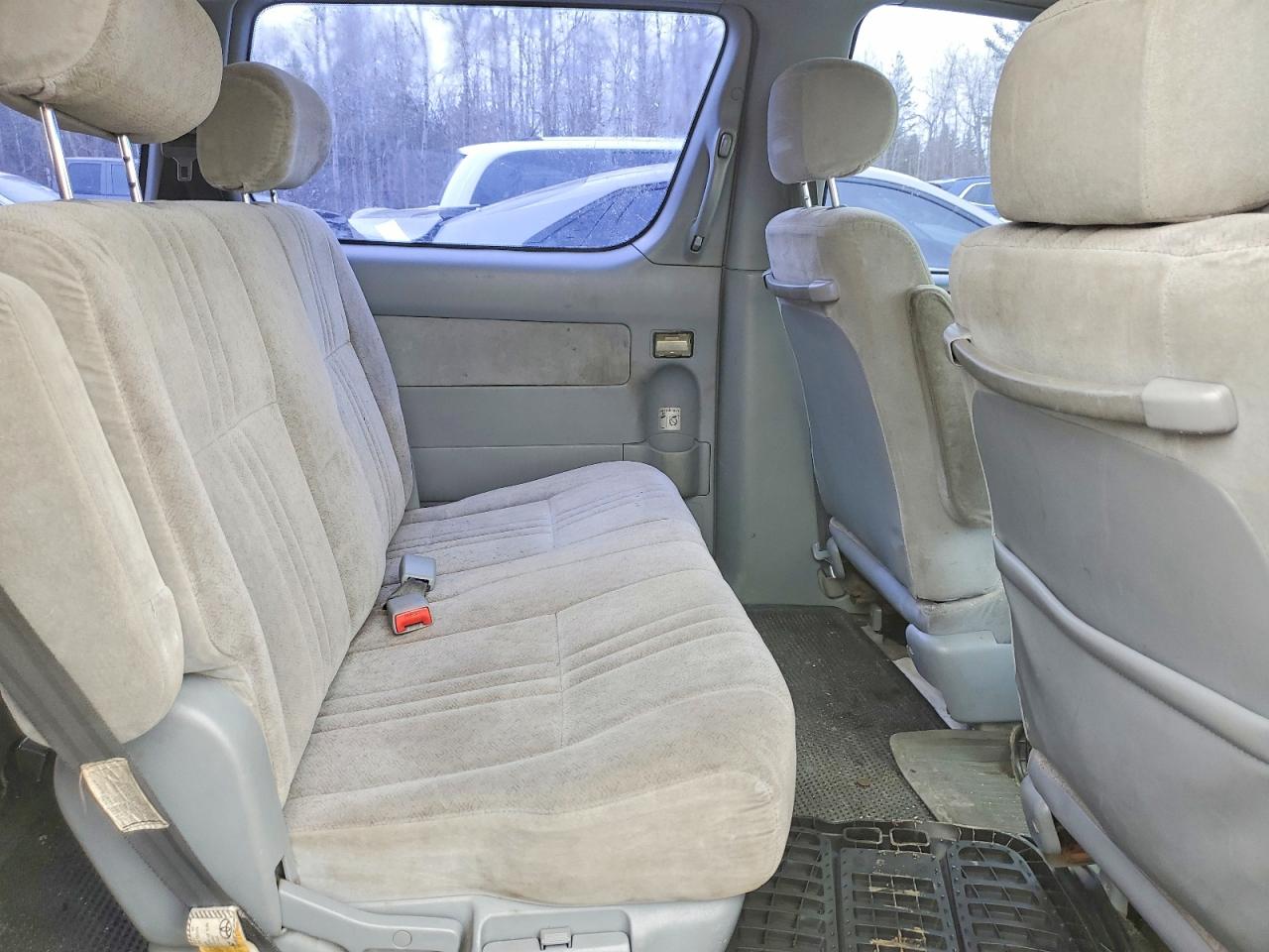 2000 Toyota Sienna VIN 4T3ZF19C6YU236443 photo 11
