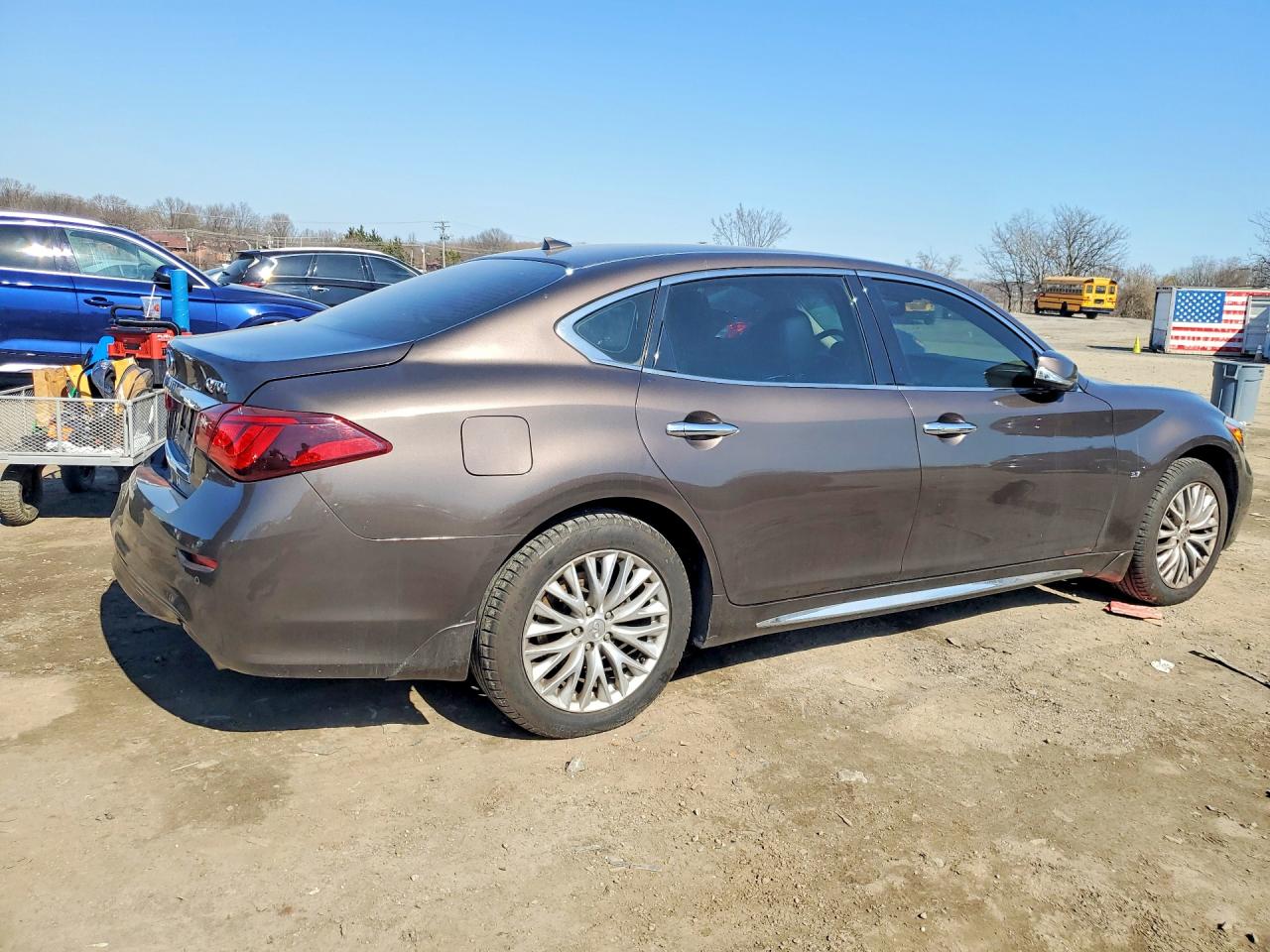 2015 Infiniti Q70 VIN JN1BY1PR7FM832032 photo 3