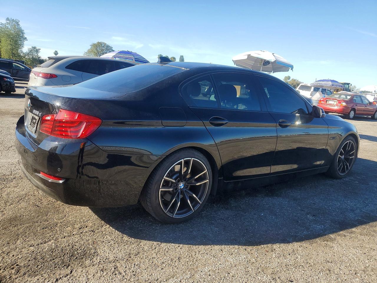 2014 BMW 5 series VIN WBAXA5C54ED689389 photo 3