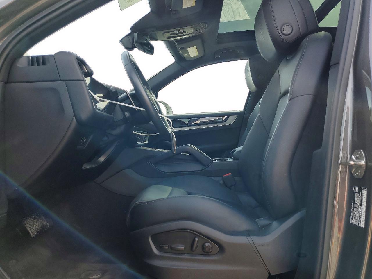 2024 Porsche Cayenne VIN WP1AA2AY9RDA09740 photo 7