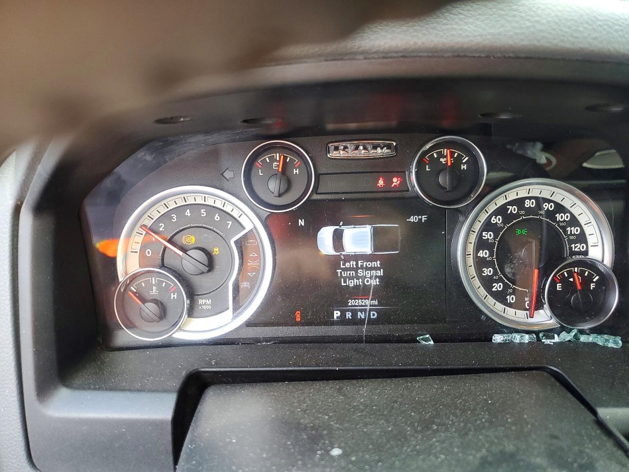 2017 Ram 2500 VIN 3C6UR5DJ6HG741050 photo 9