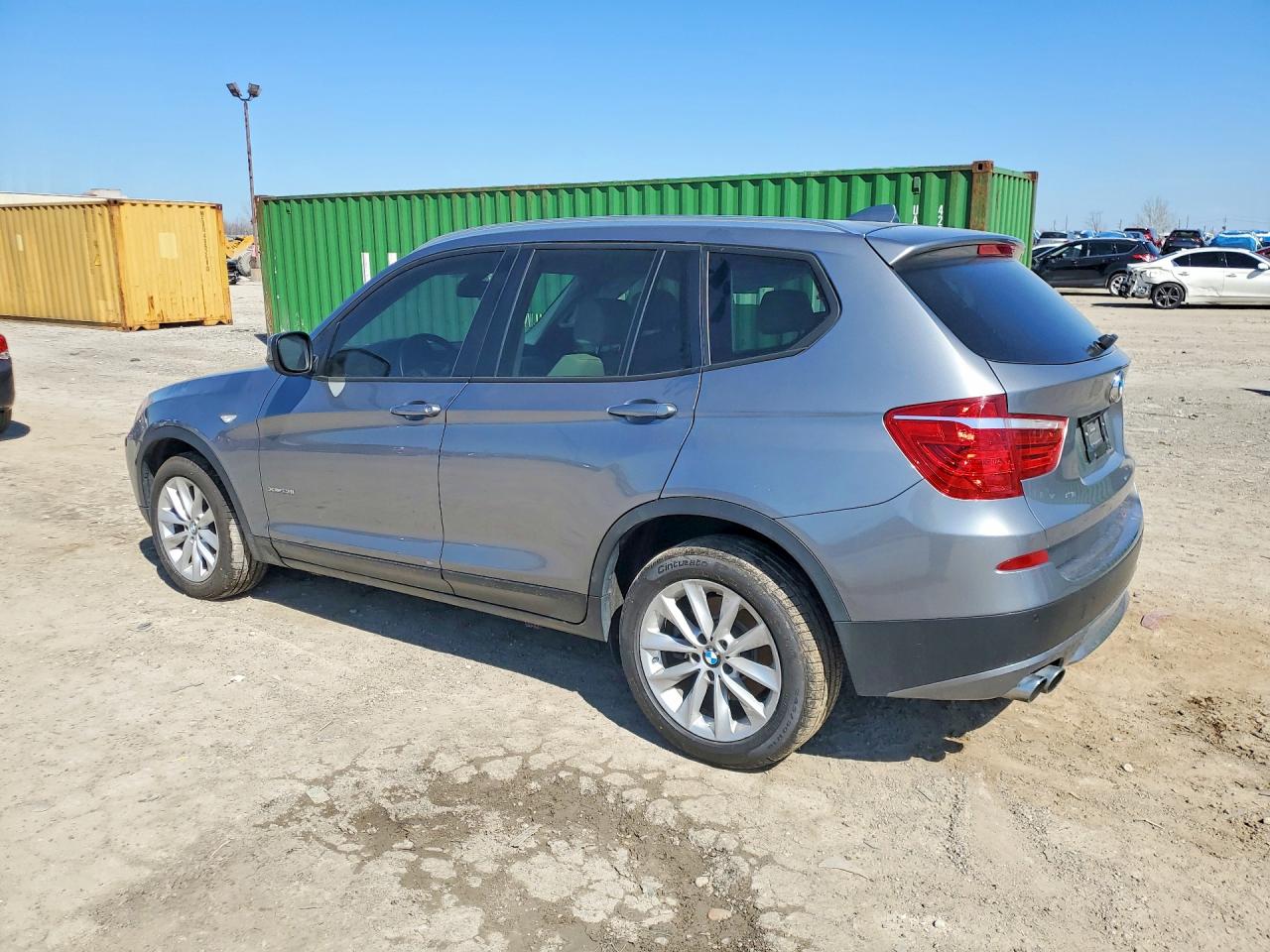 2014 BMW X3 VIN 5UXWX9C55E0D14169 photo 2