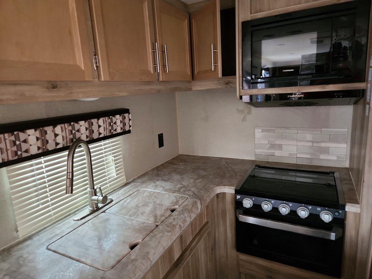 2020 FOREST Catalina VIN 5ZT2CAVB8LX017560 photo 9
