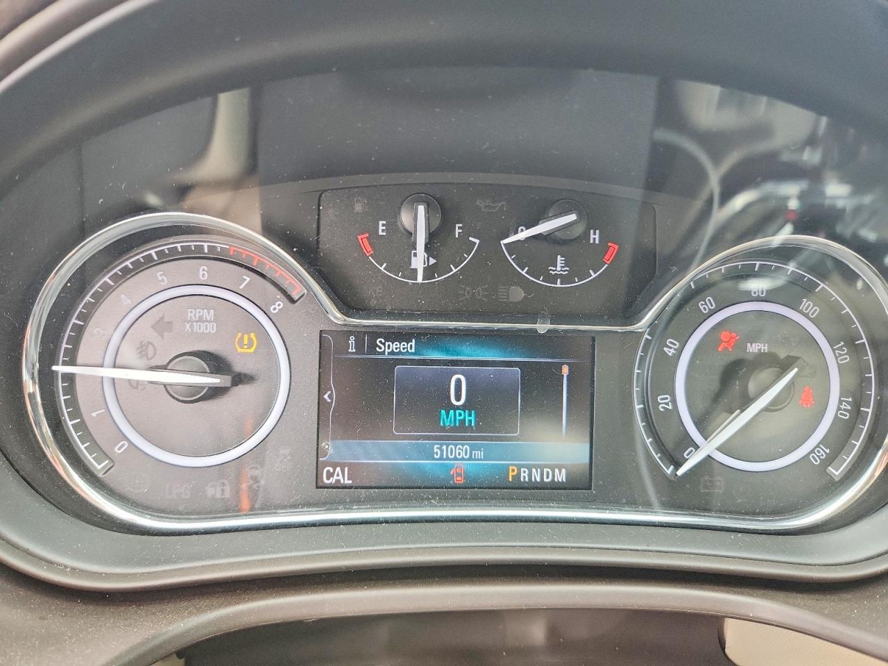 2017 Buick Regal VIN 2G4GR5GX7H9111016 photo 9