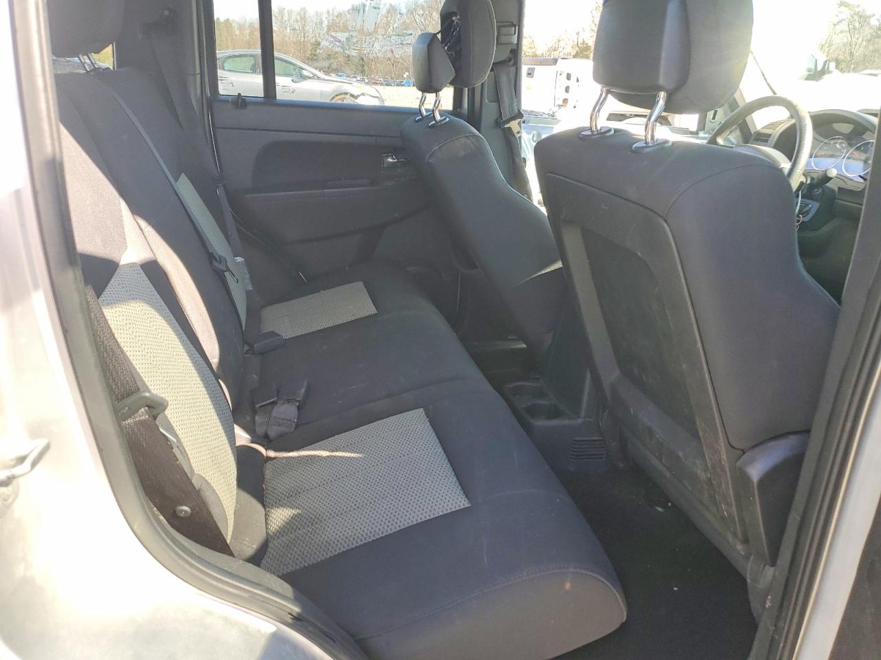 2010 Jeep Liberty VIN 1J4PP2GK4AW106604 photo 11