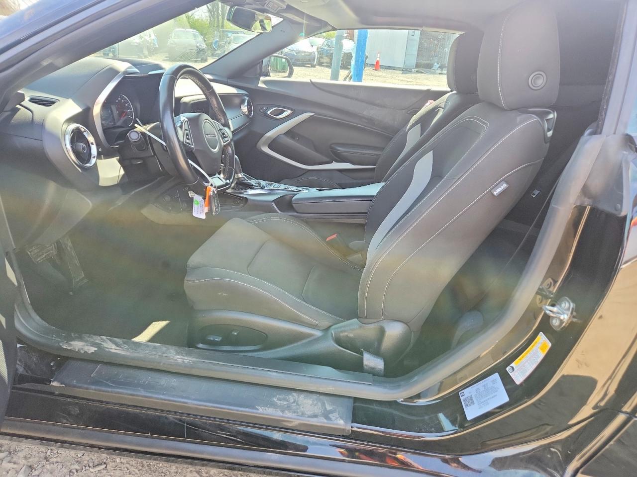 2023 Chevrolet Camaro VIN 1G1FB3DS7P0146061 photo 7