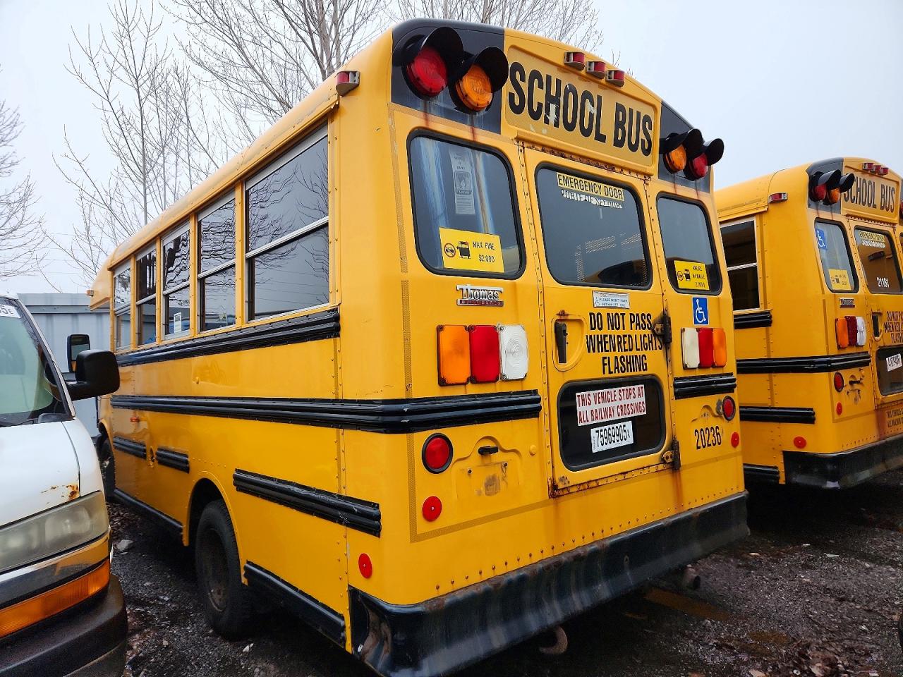 2010 THOMAS Express VIN 1GB9G5AG5A1165635 photo 3