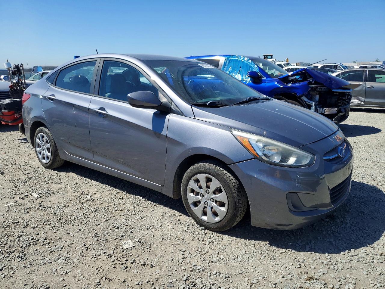 2017 Hyundai Accent VIN KMHCT4AE0HU183292 photo 4
