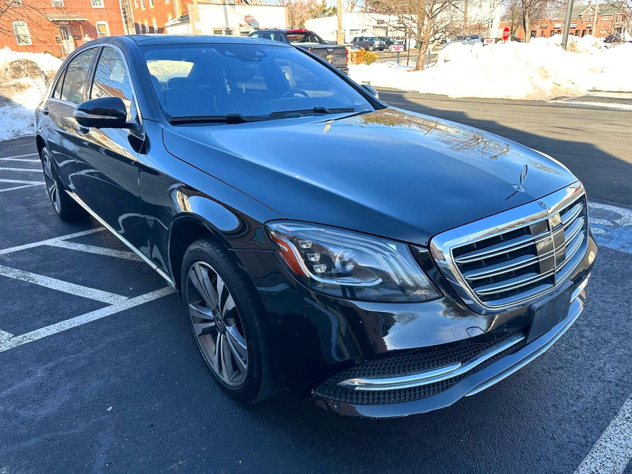 2019 Mercedes-Benz S class VIN WDDUG6EB4KA439487 photo 4
