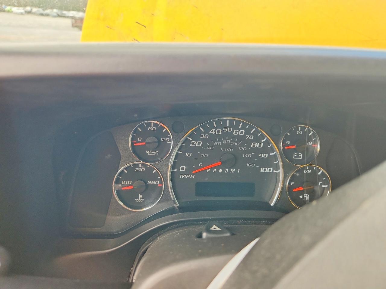 2023 GMC Savana VIN 7GZ37TC71PN003363 photo 9