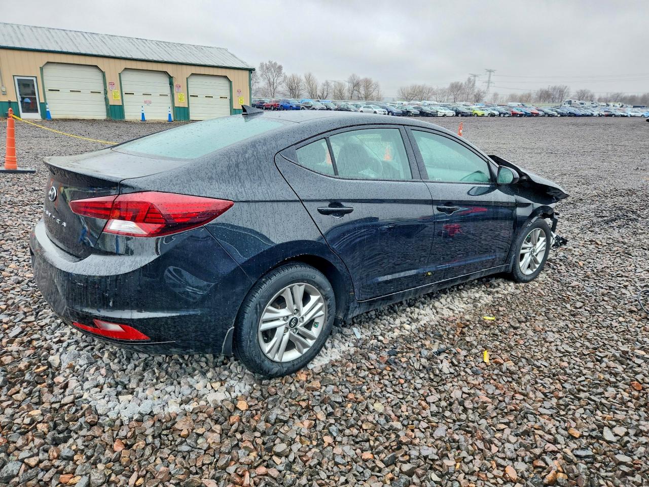 2020 Hyundai Elantra VIN 5NPD84LF8LH597147 photo 3