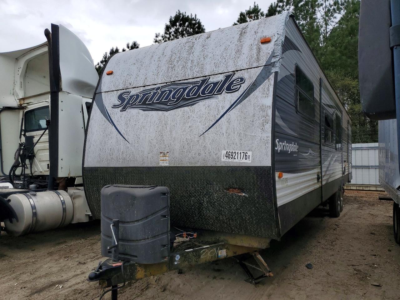 2017 KEYSTONE Springdale VIN 4YDT38F2XH3102201 photo 2
