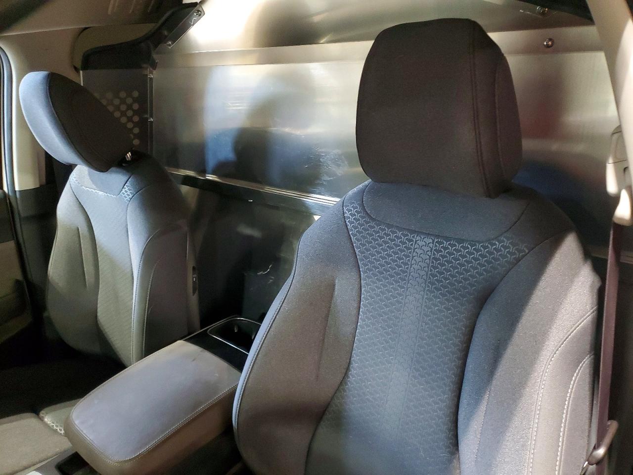 2025 Kia Carnival l VIN KNDNB5K31S6531440 photo 10