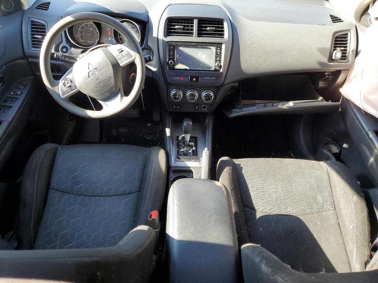 2020 Mitsubishi Outlander VIN JA4AP3AU6LU029402 photo 8