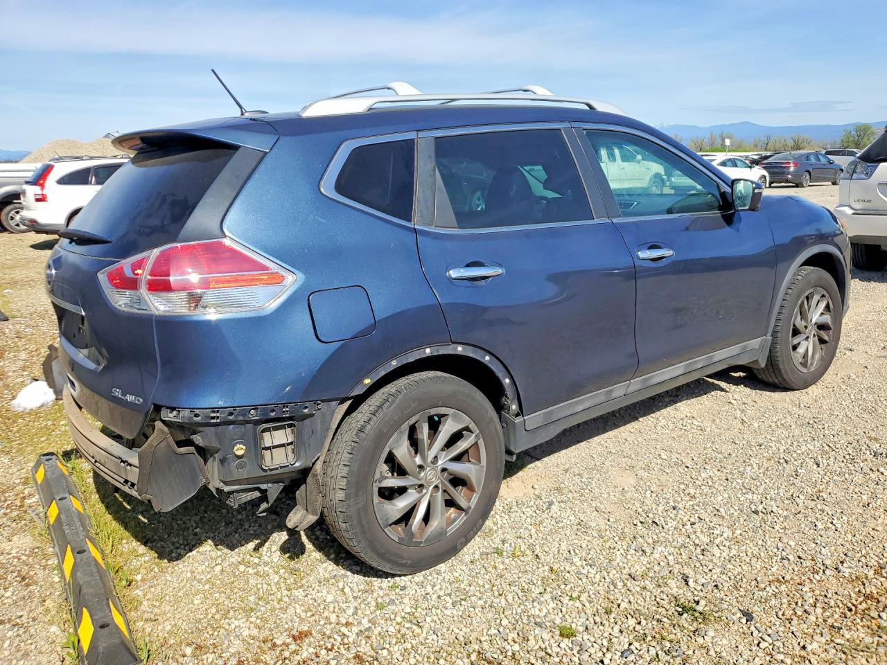 2015 Niss Rogue VIN 5N1AT2MV2FC794919 photo 3
