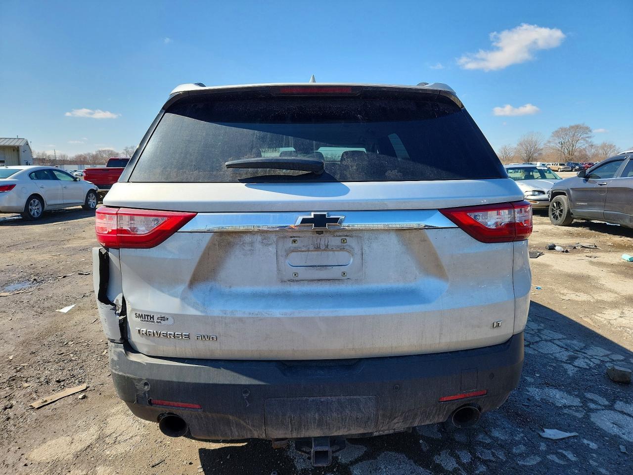 2019 Chev Traverse VIN 1GNEVGKW7KJ264144 photo 6