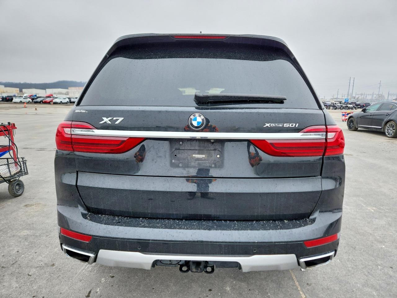 2019 BMW X7 VIN 5UXCX4C5XKLS37330 photo 6