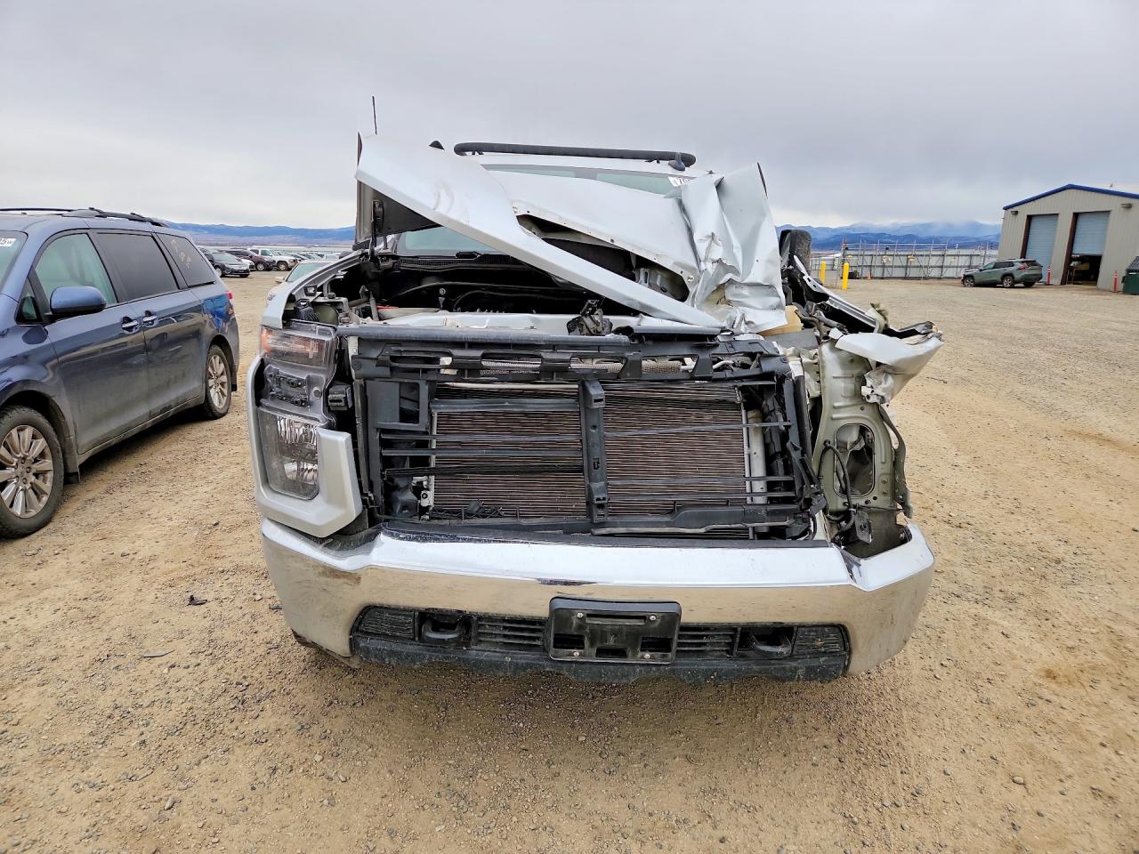 2021 Chev Silverado VIN 1GC4YNE78MF255849 photo 5