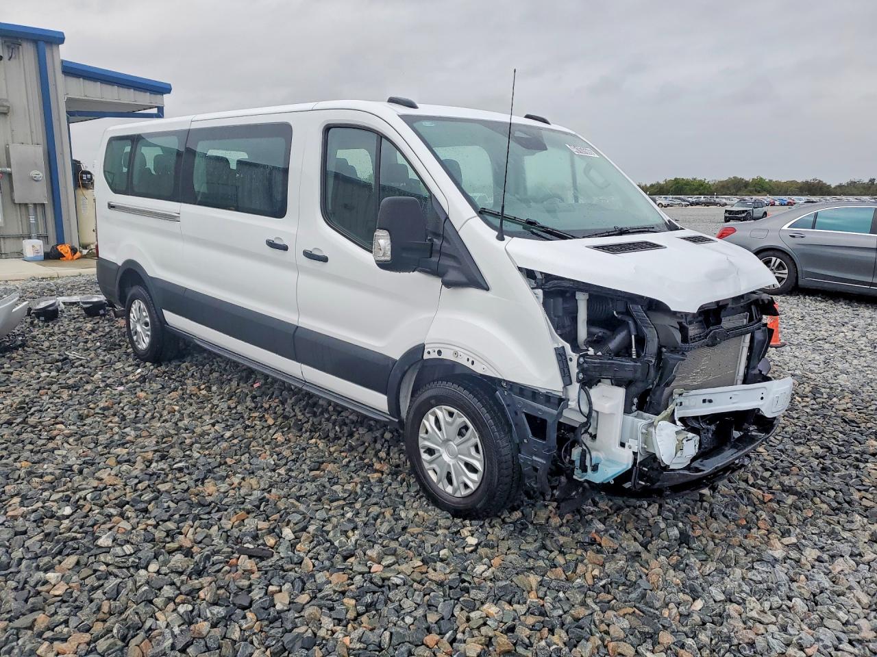 2026 Ford Transit VIN 1FBAX2Y89TKA08018 photo 4